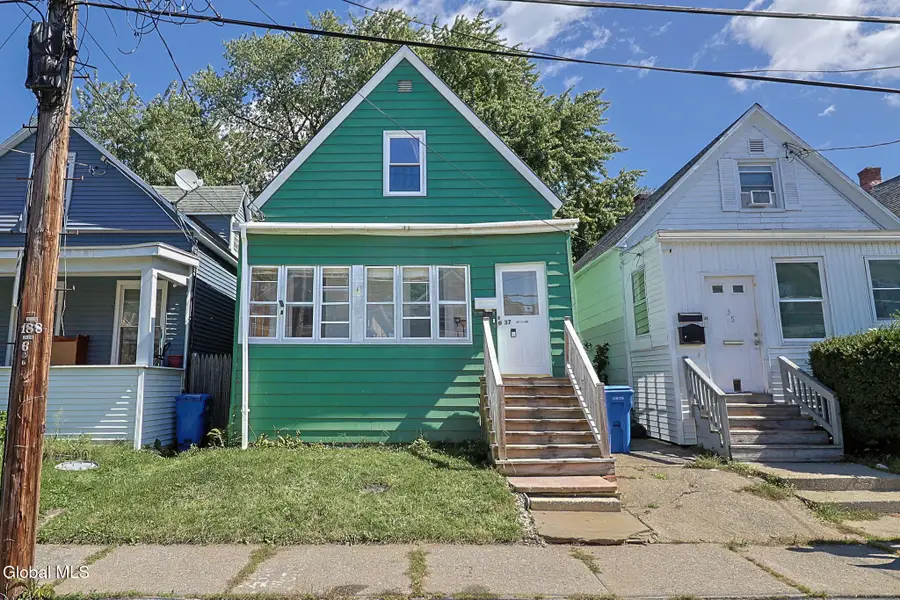 37 Raymo Street, Albany, NY 12209 - #2