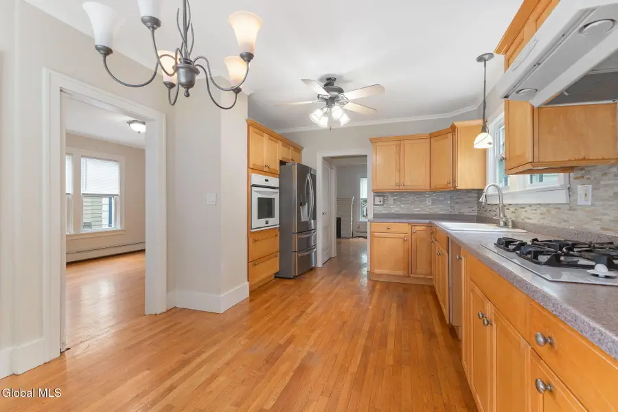 1476 Regent Street, Niskayuna, NY 12309 - #3