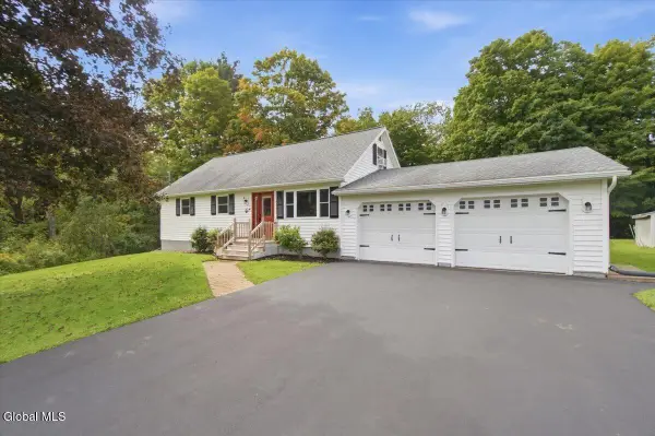 30 Scenic Road, Hagaman, NY 12086
