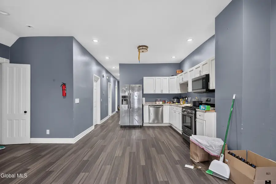 556 Washington Avenue, Albany, NY 12203 - #2
