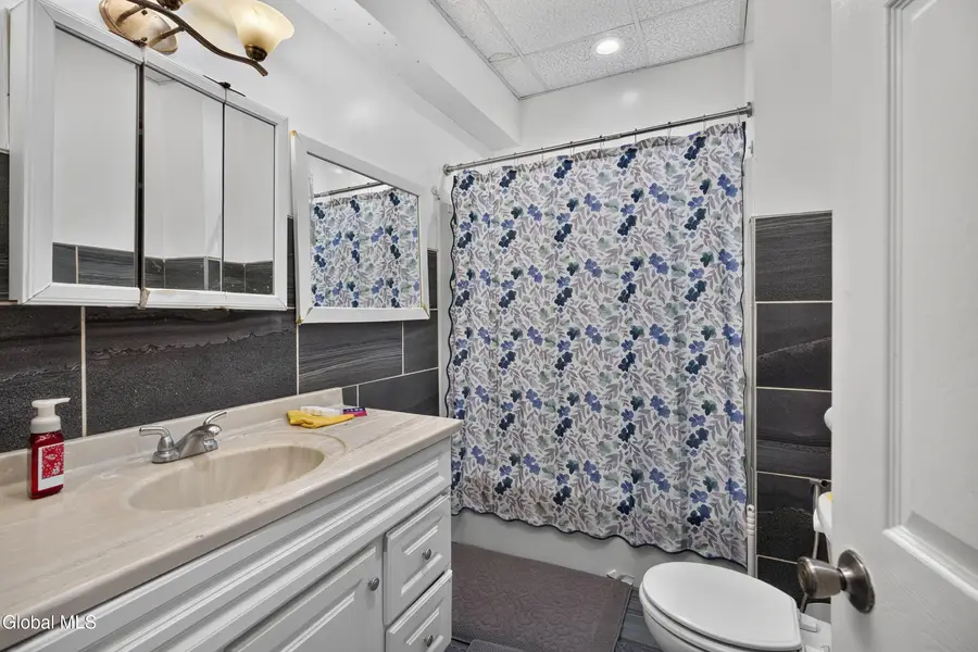 556 Washington Avenue, Albany, NY 12203 - #3