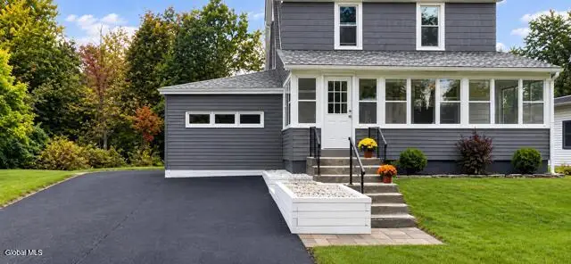 7 Elm Ct, North Greenbush, NY 12198 - #2