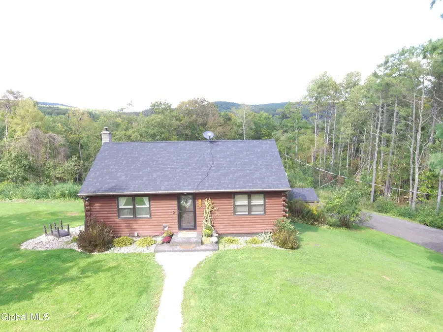 42 Lower Letter S, Voorheesville, NY 12186 - #2