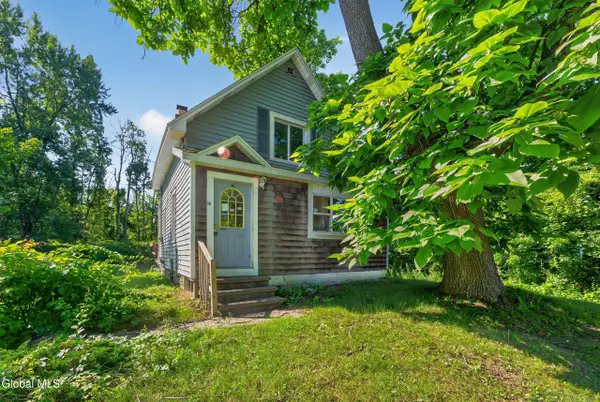 46 N Alandale Avenue, Niskayuna, NY 12304