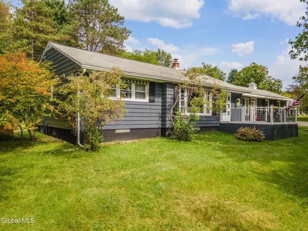15 Scott Drive, Brunswick, NY 12180