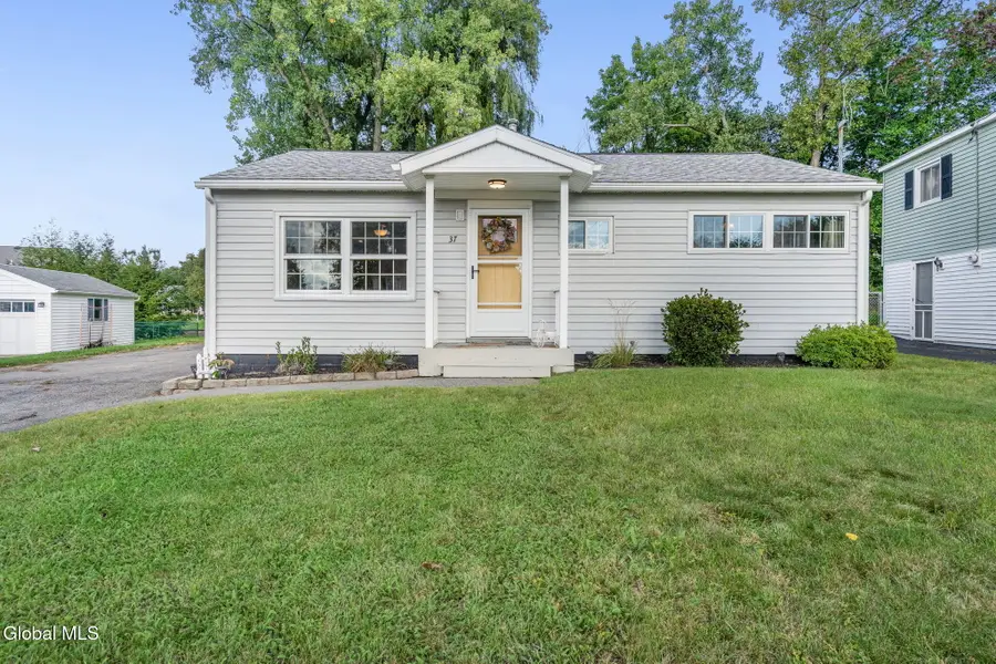 37 Jones Drive, Colonie, NY 12309 - #2