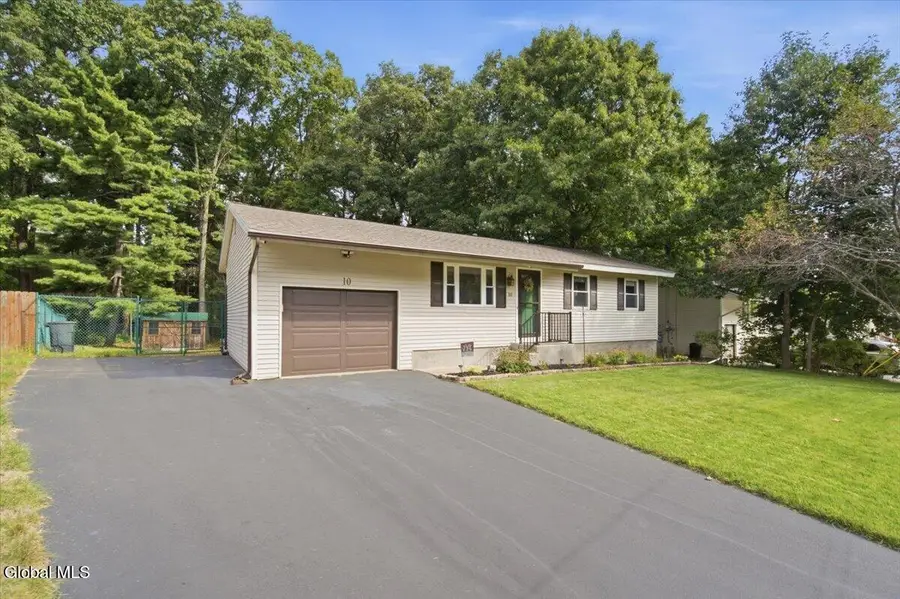 10 Curt Boulevard, Saratoga Springs, NY 12866 - #3