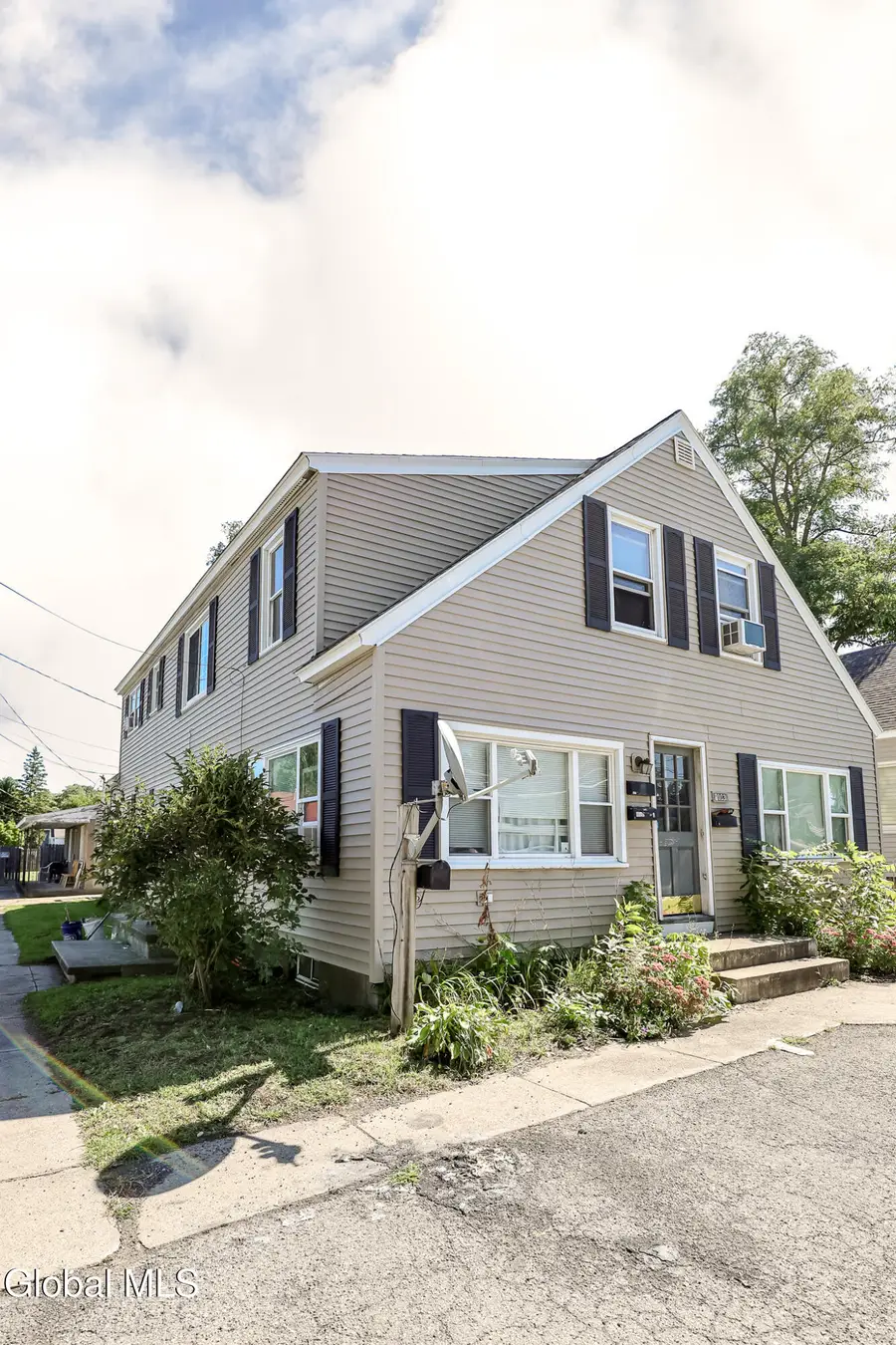 2003 Hamburg Street, Rotterdam, NY 12304 - #3