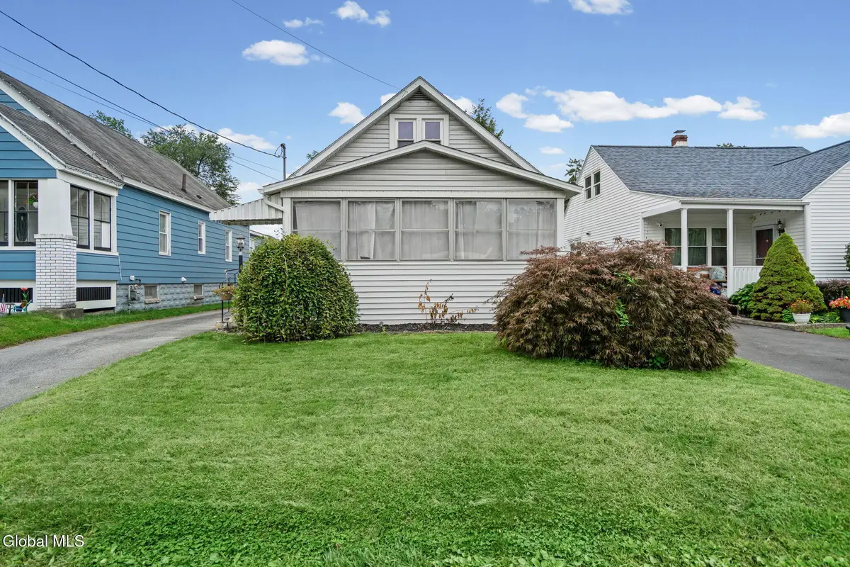 3025 Edgewood Avenue, Rotterdam, NY 12306 - #1