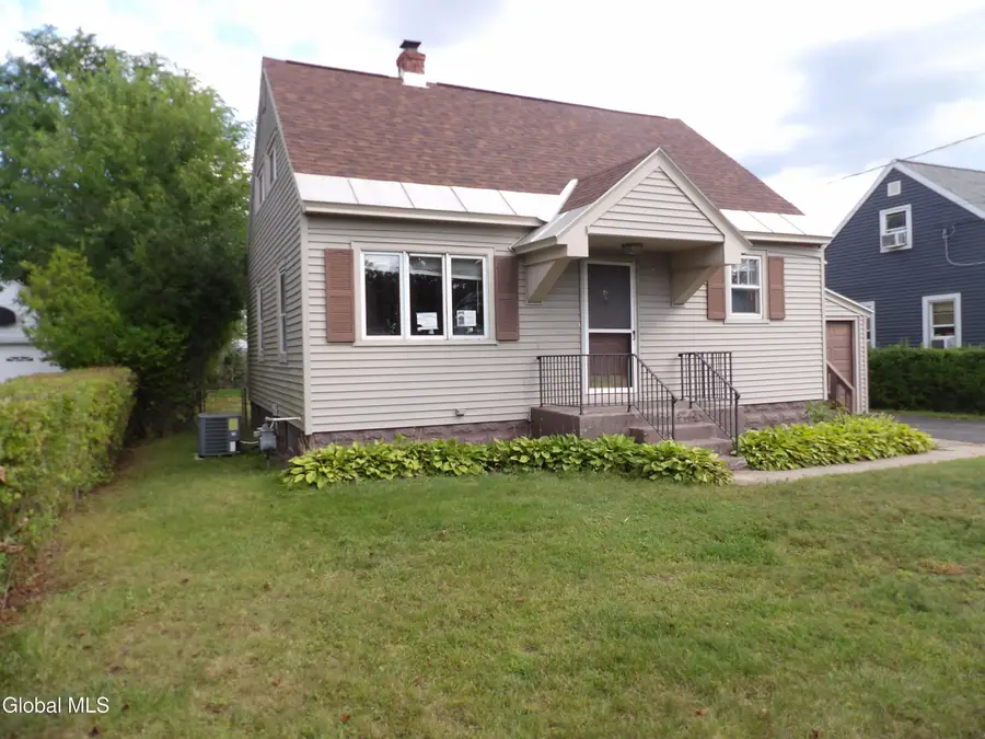 3236 Harold Street, Rotterdam, NY 12306 - #3