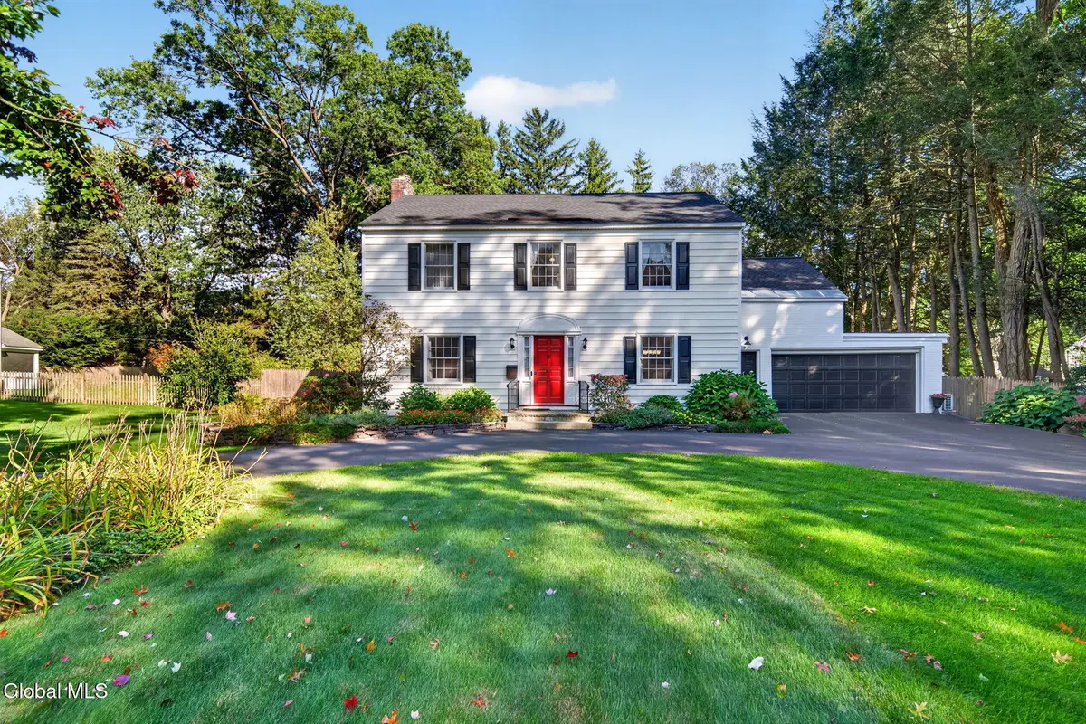 3 Locust Lane, Loudonville, NY 12211 - #1