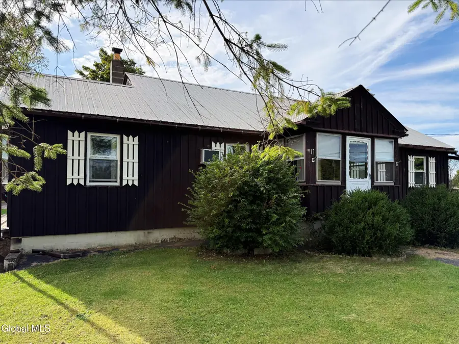 17 Green Barn Road, Hudson Falls, NY 12839 - #3