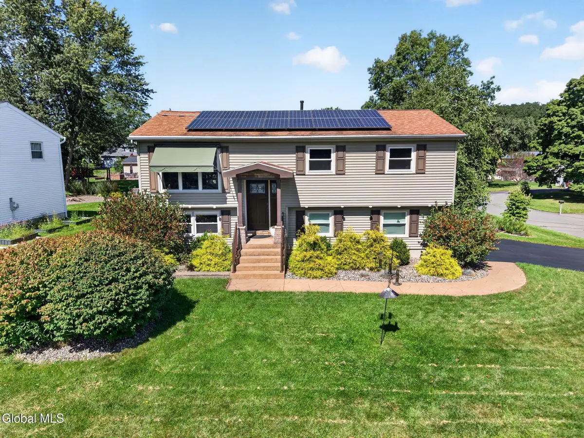 201 Deerfield Court, Voorheesville, NY 12186 - #1