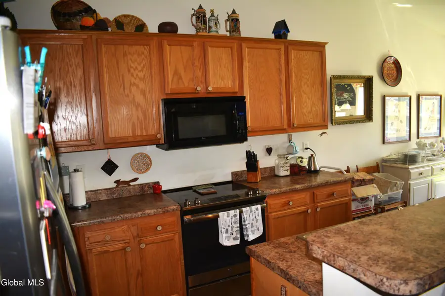 48 Treasures Place, Queensbury, NY 12804 - #3