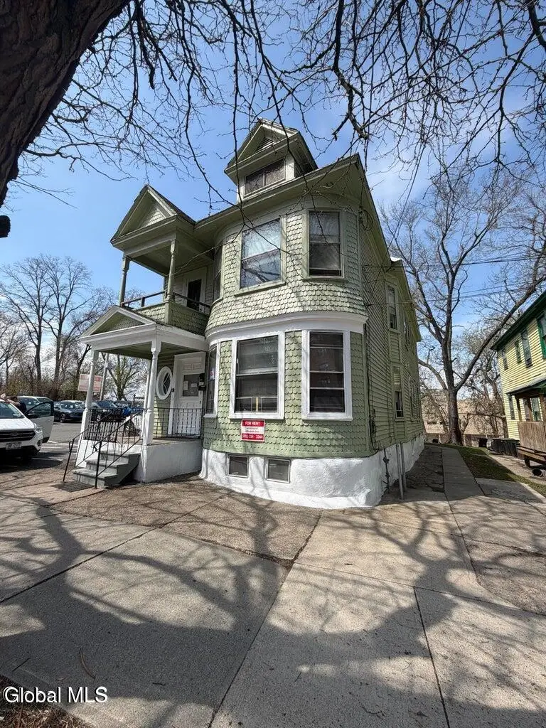 318 Georgetta Dix, Schenectady, NY 12307 - #1