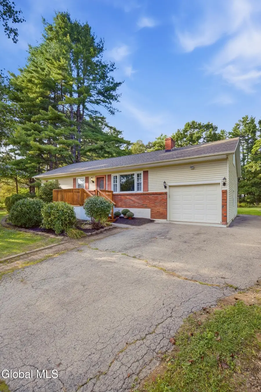 7 Davids Lane, Burnt Hills, NY 12027 - #2