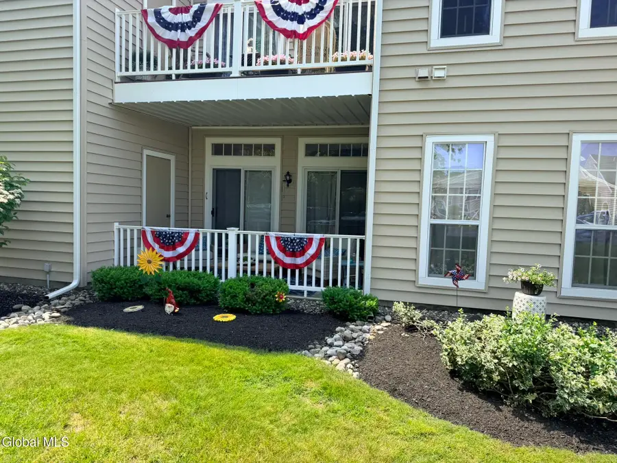1811 Hampton Place Boulevard, Troy, NY 12180 - #3