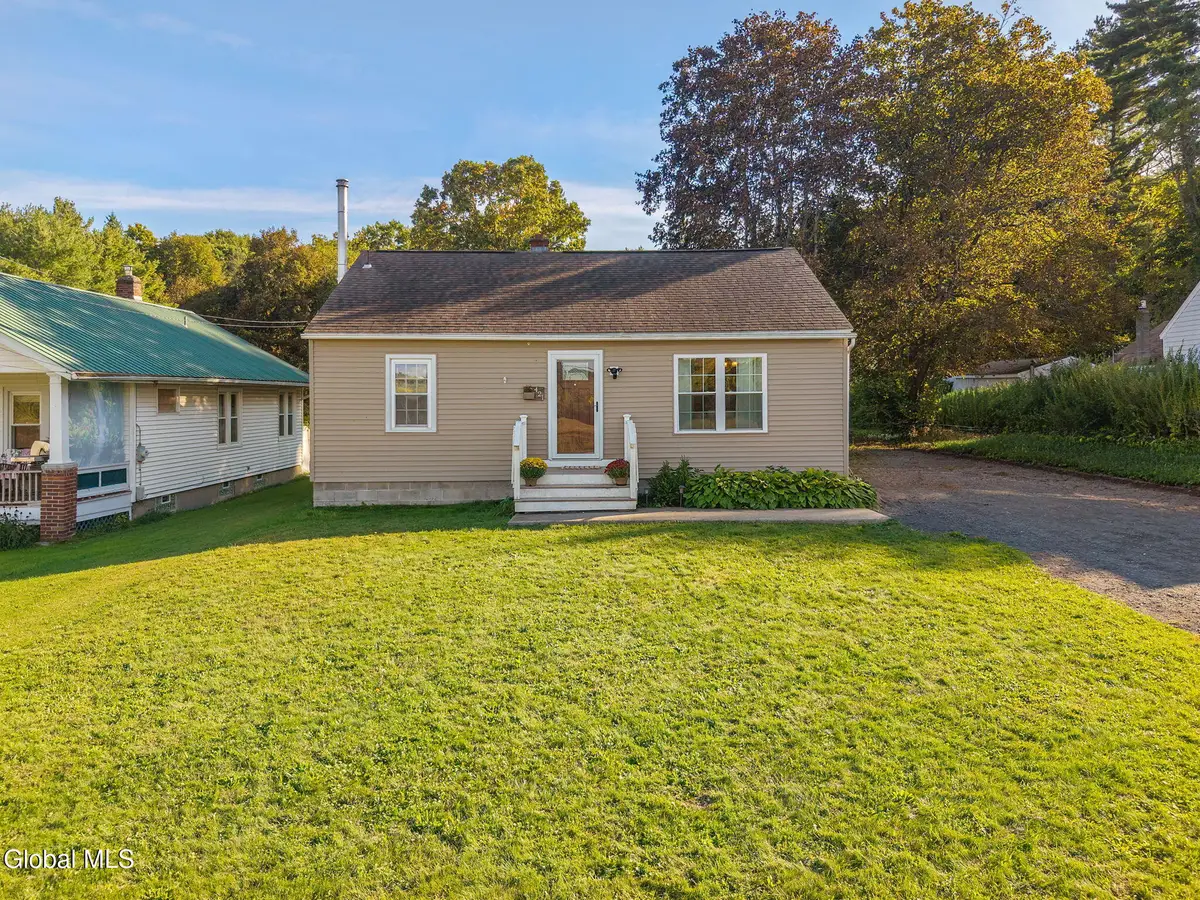 421 Unionville Feura Bush Road, New Scotland, NY 12067 - #1