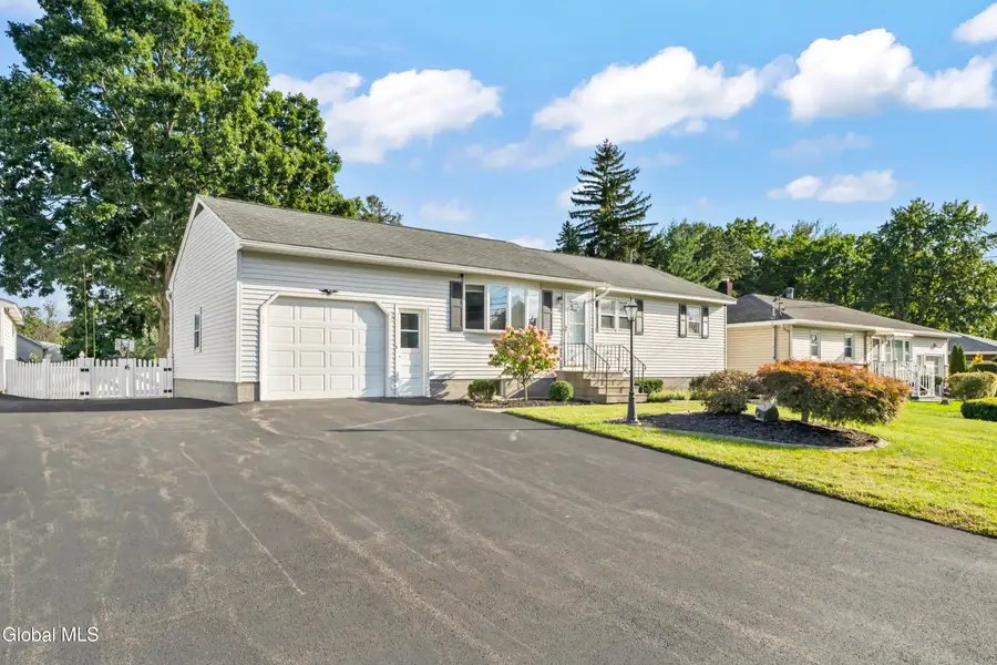 40 Ahl Avenue, Colonie, NY 12205 - #2