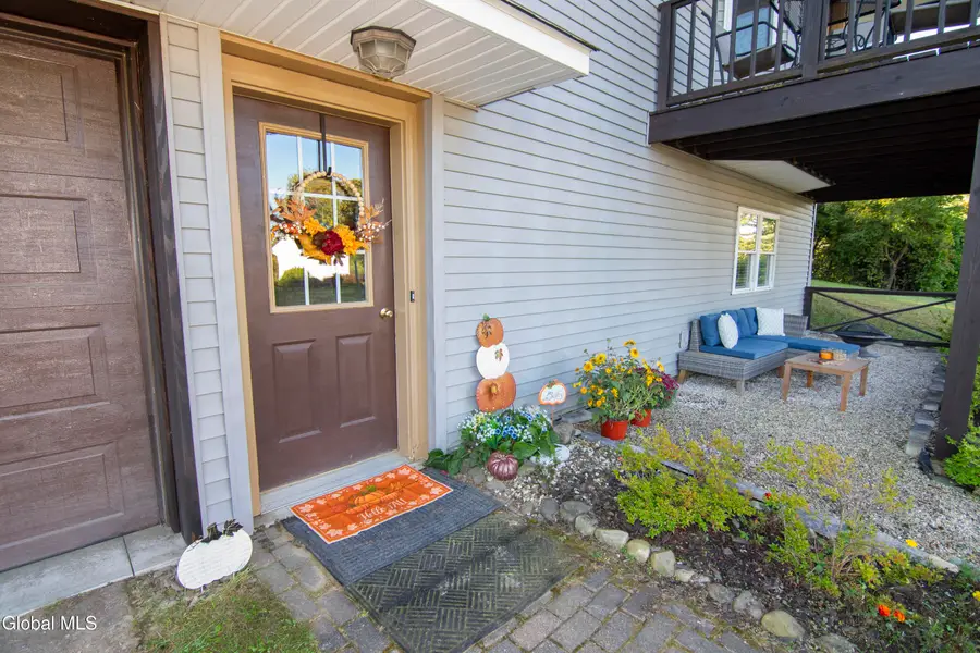 419 Verbeck Avenue, Schaghticoke, NY 12154 - #3