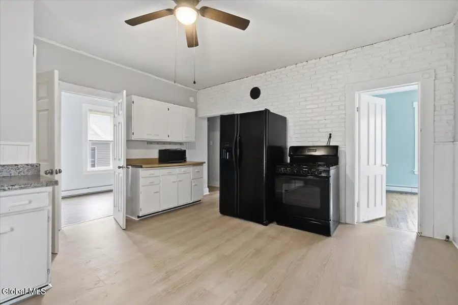 48 Storrie Street, Amsterdam, NY 12010 - #3