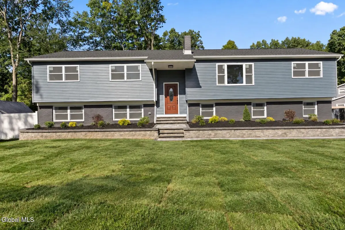 14 Granada Drive, Clifton Park, NY 12065 - #1