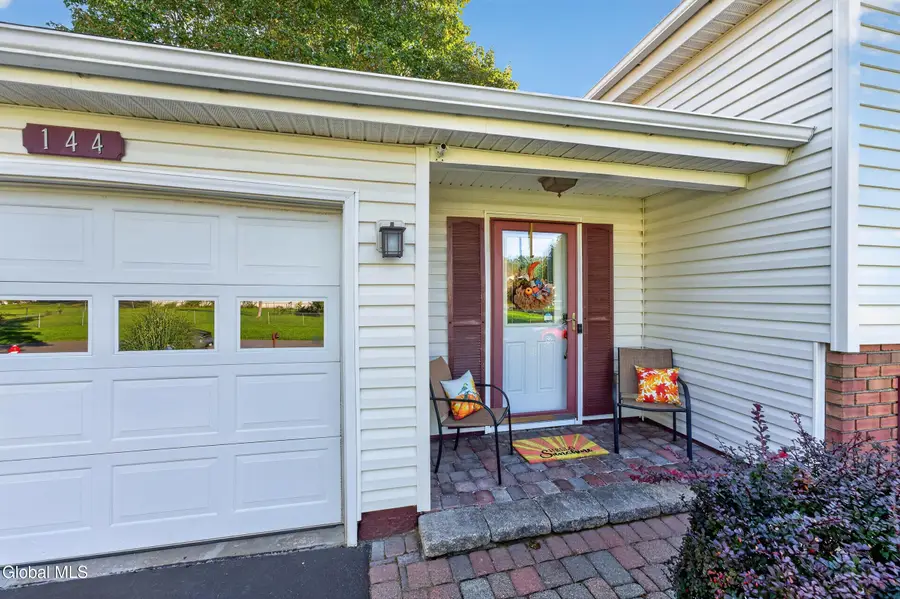 144 Stonington Hill Road, Voorheesville, NY 12186 - #2