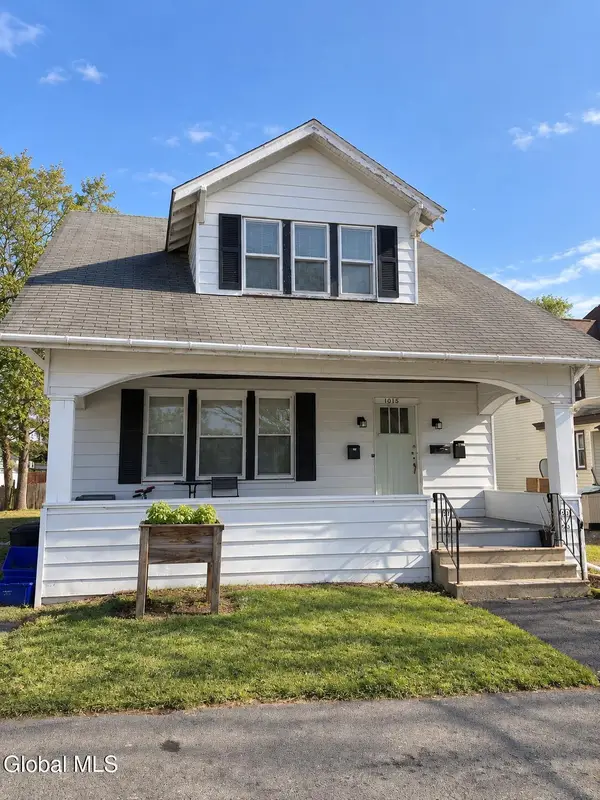 1015 Washington Avenue, Rensselaer, NY 12144