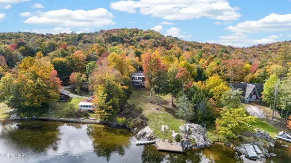 318 S Shore Rd W Caroga, Caroga, NY 12032