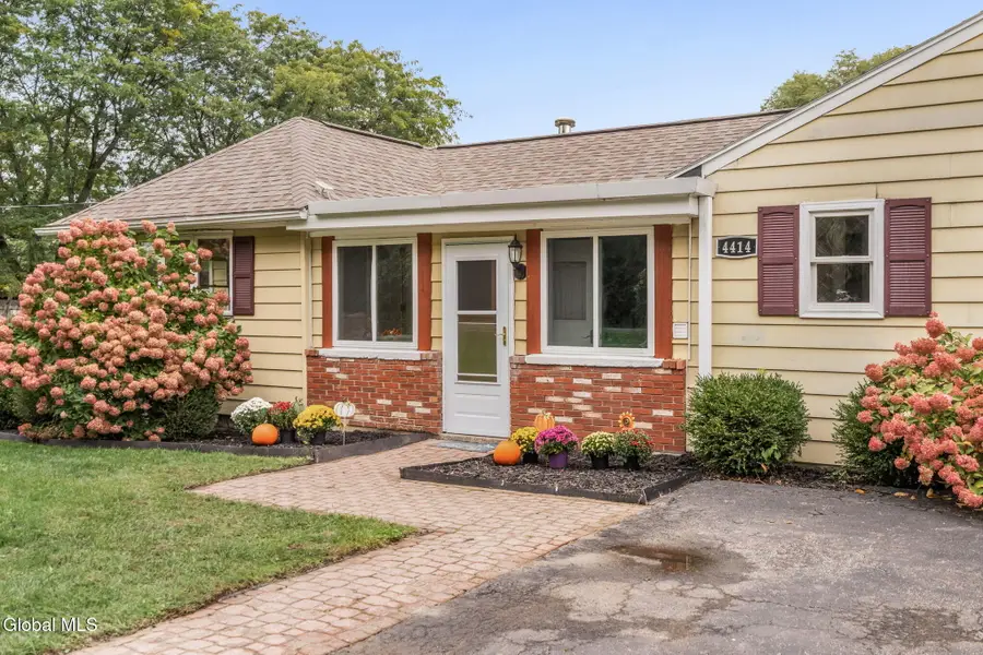 4414 Frederick Road, Guilderland, NY 12009 - #2