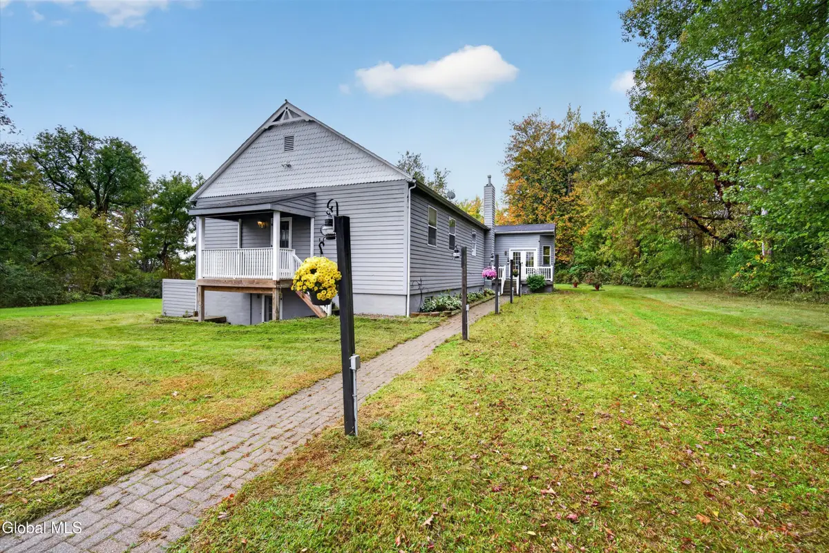 1099 Ny-32, Stillwater, NY 12170 - #1