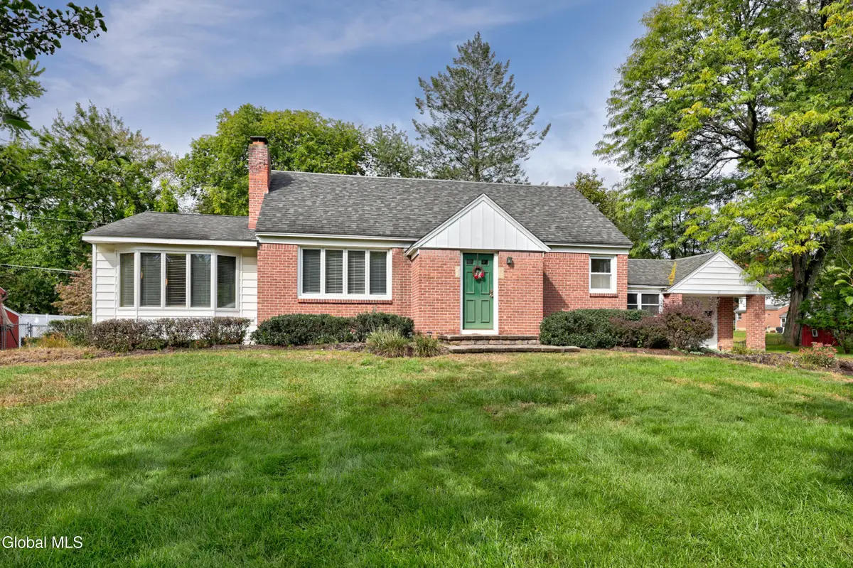 21 Henry Avenue, Bethlehem, NY 12203 - #1
