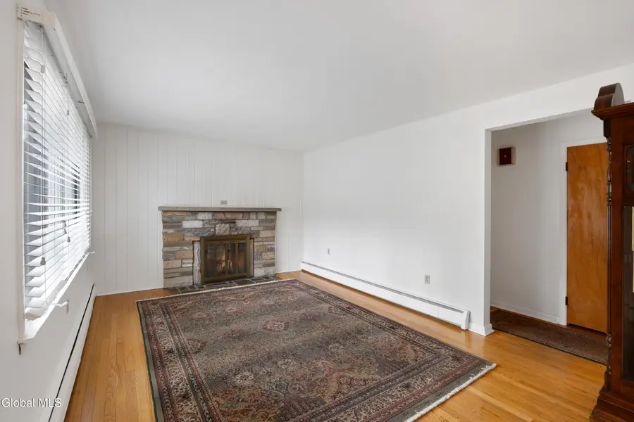 21 Henry Avenue, Bethlehem, NY 12203 - #3