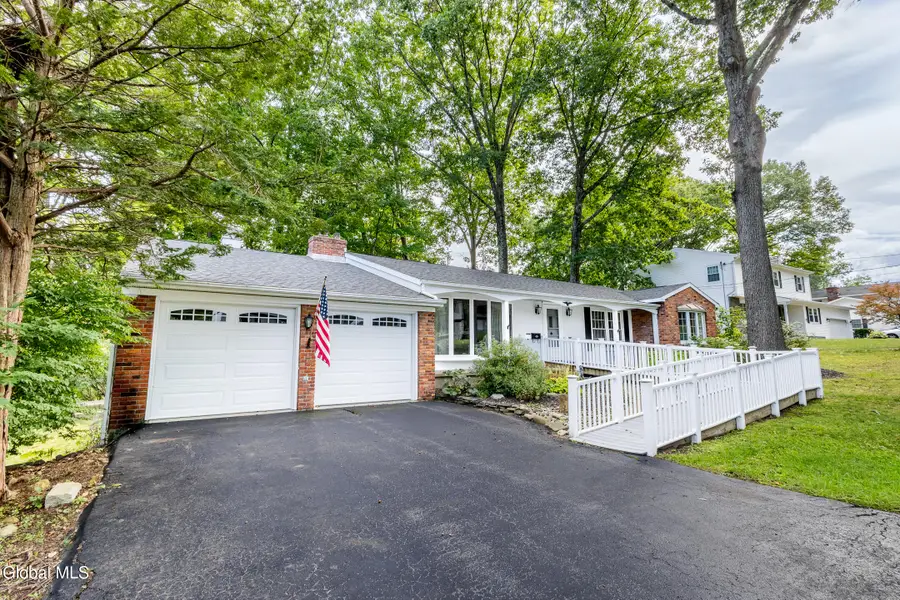 105 Acorn Drive, Glenville, NY 12302 - #2