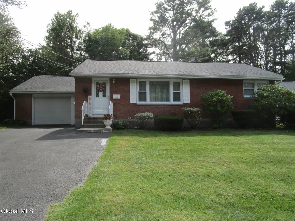 2952 Gibson Street, Schenectady, NY 12304 - #1