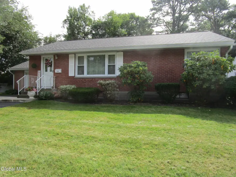 2952 Gibson Street, Schenectady, NY 12304 - #2