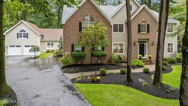 104 Blockhouse Creek Court, Guilderland, NY 12203