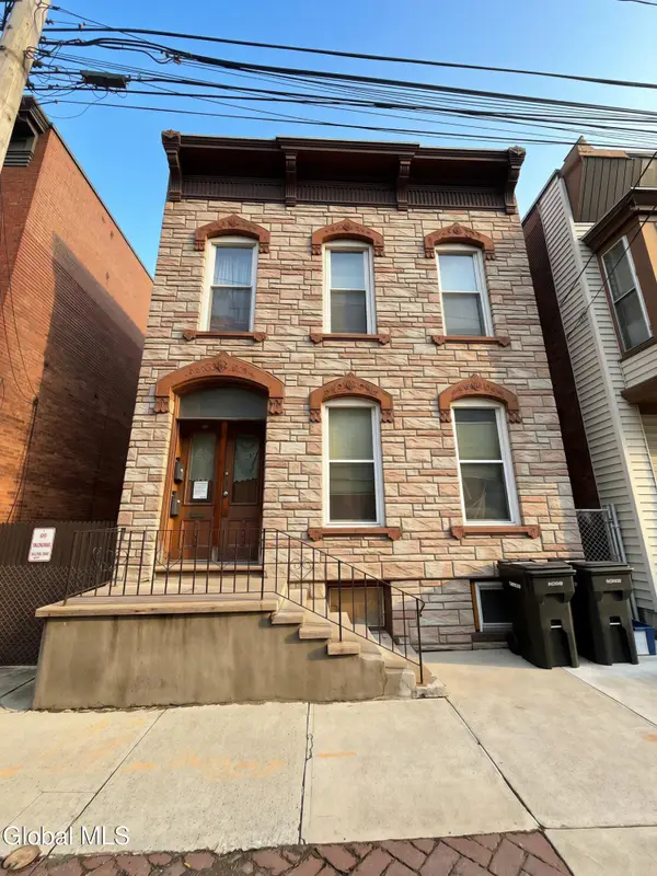 466 1st Street, Troy, NY 12180