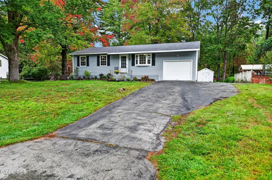 24 Coachman Drive, Ballston Spa, NY 12020 - #2