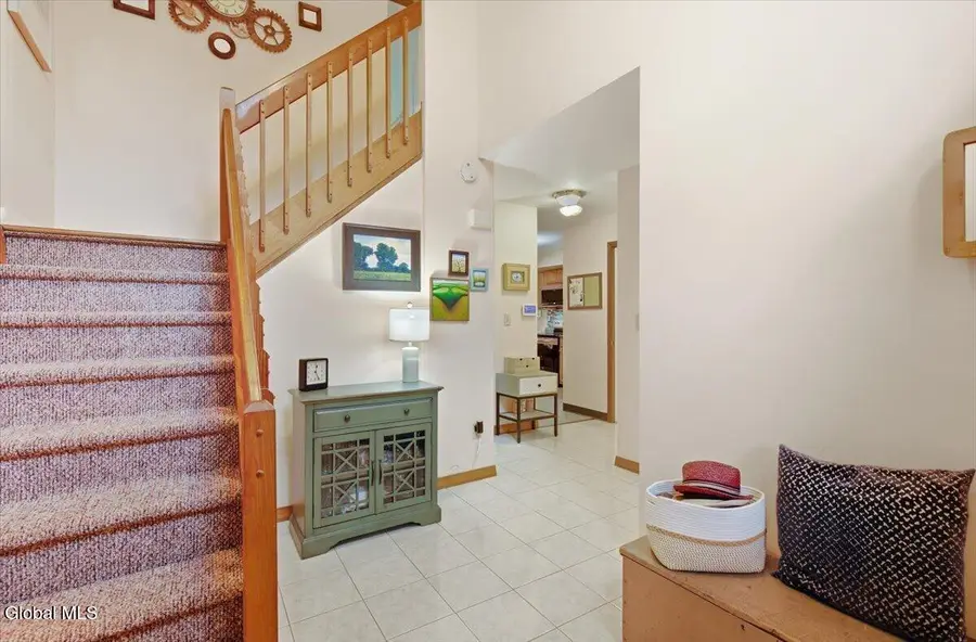 83 Woodside Drive, Albany, NY 12208 - #3