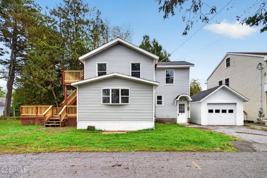3 Ellsworth Place, Bethlehem, NY 12054 - #2