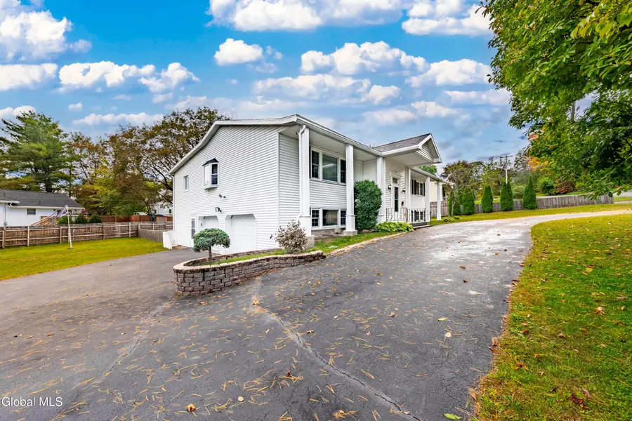 1460 Van Antwerp Road, Niskayuna, NY 12309 - #3