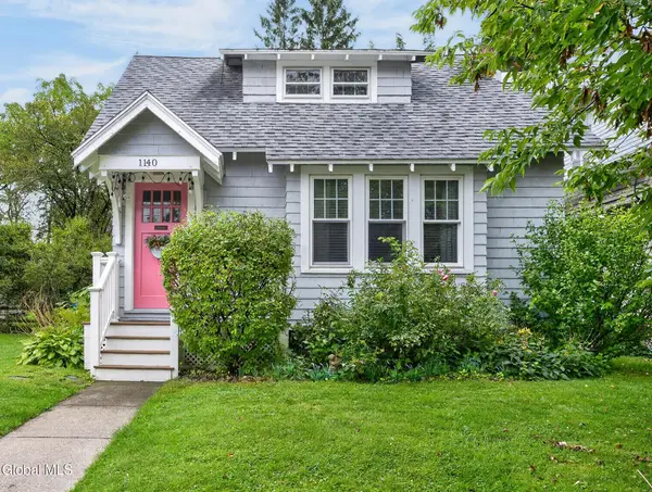 1140 Palmer Avenue, Niskayuna, NY 12309