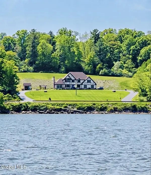 187 Greene Bedell Road, Coxsackie, NY 12051