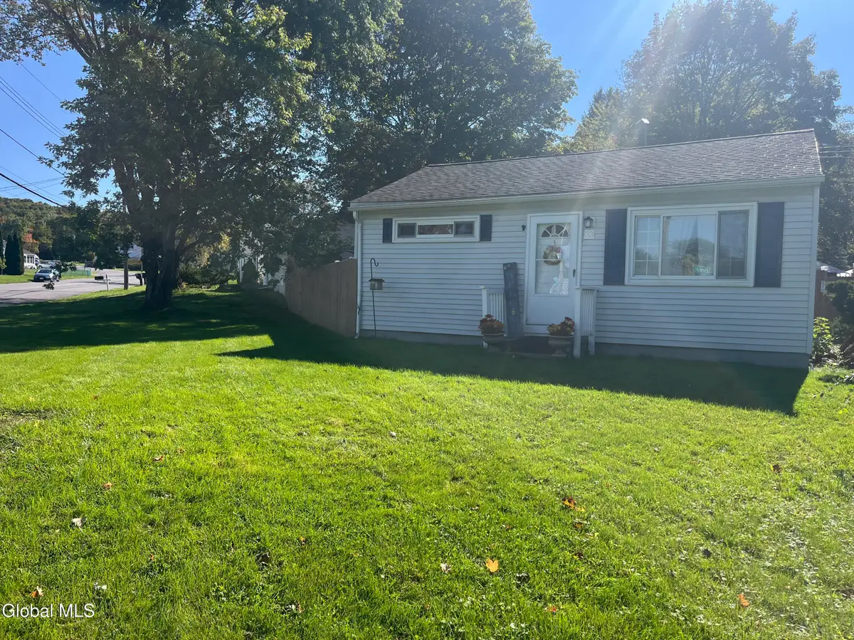 33 Plaske Drive, Colonie, NY 12309 - #1