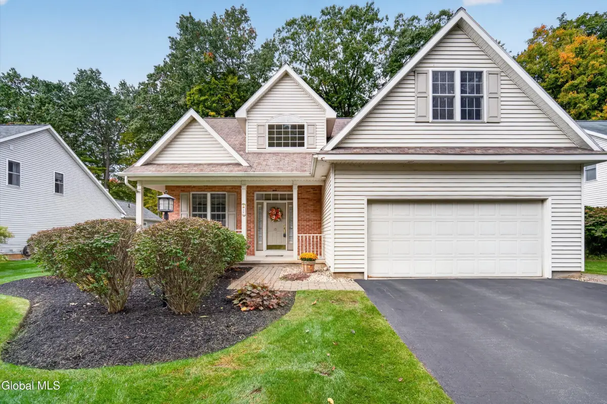 15 Julians Way, Saratoga Springs, NY 12866 - #1