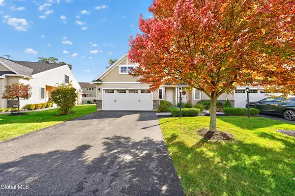 10 Jordan Court, Colonie, NY 12110