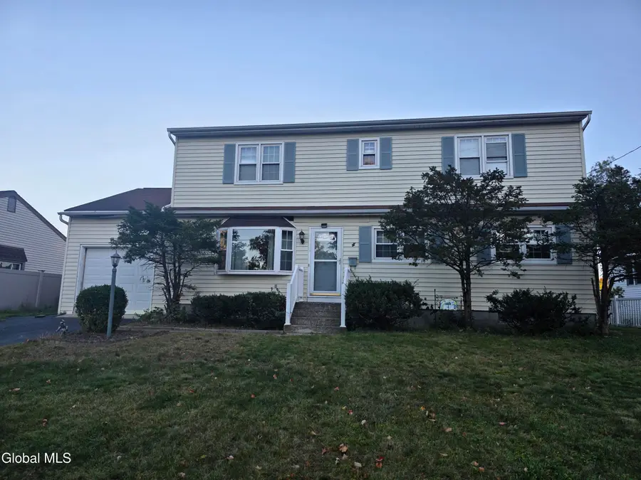 4 Chris Place, Colonie, NY 12205 - #2