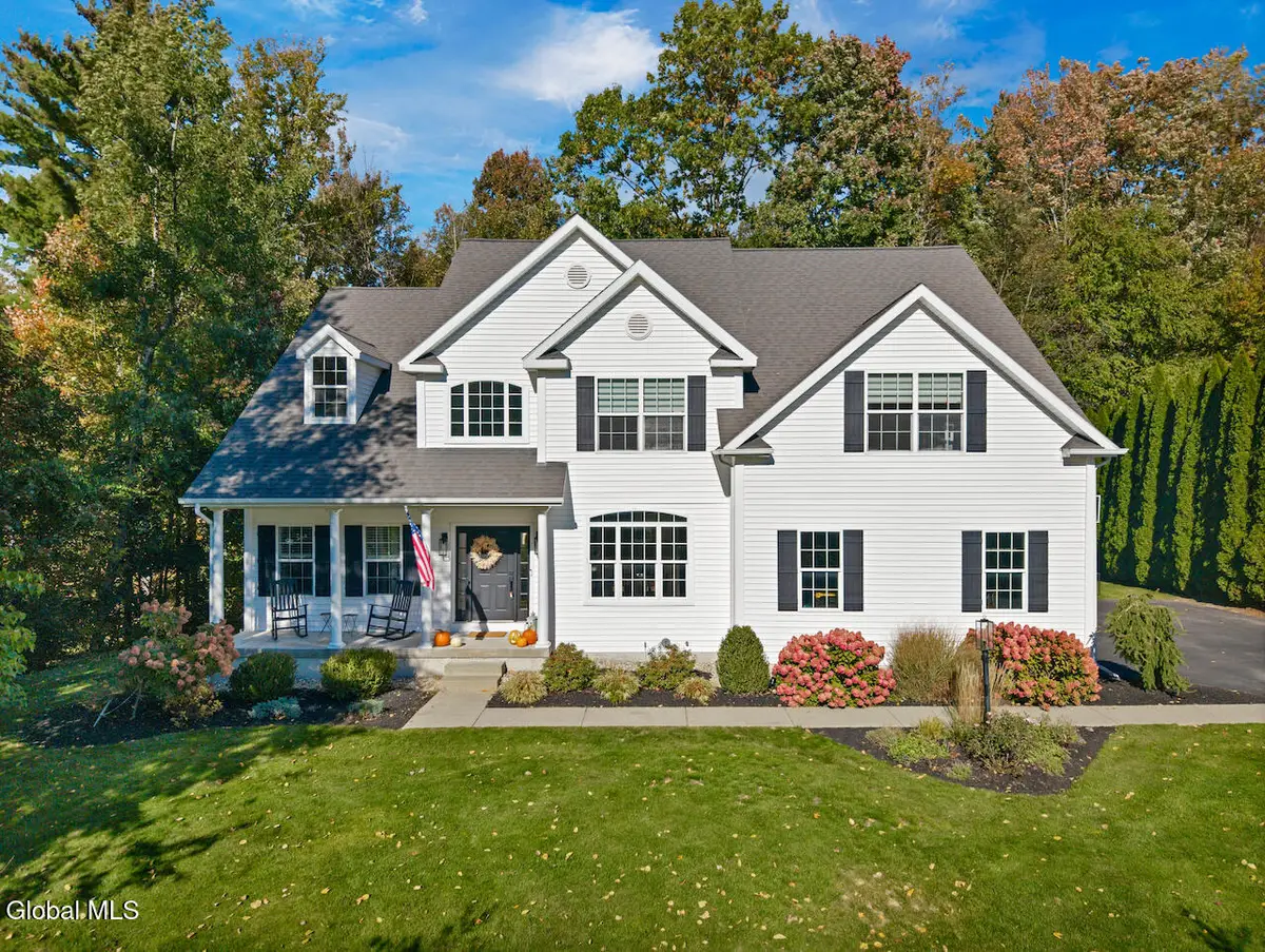 906 Mac Arthur Drive, Ballston Spa, NY 12020 - #1