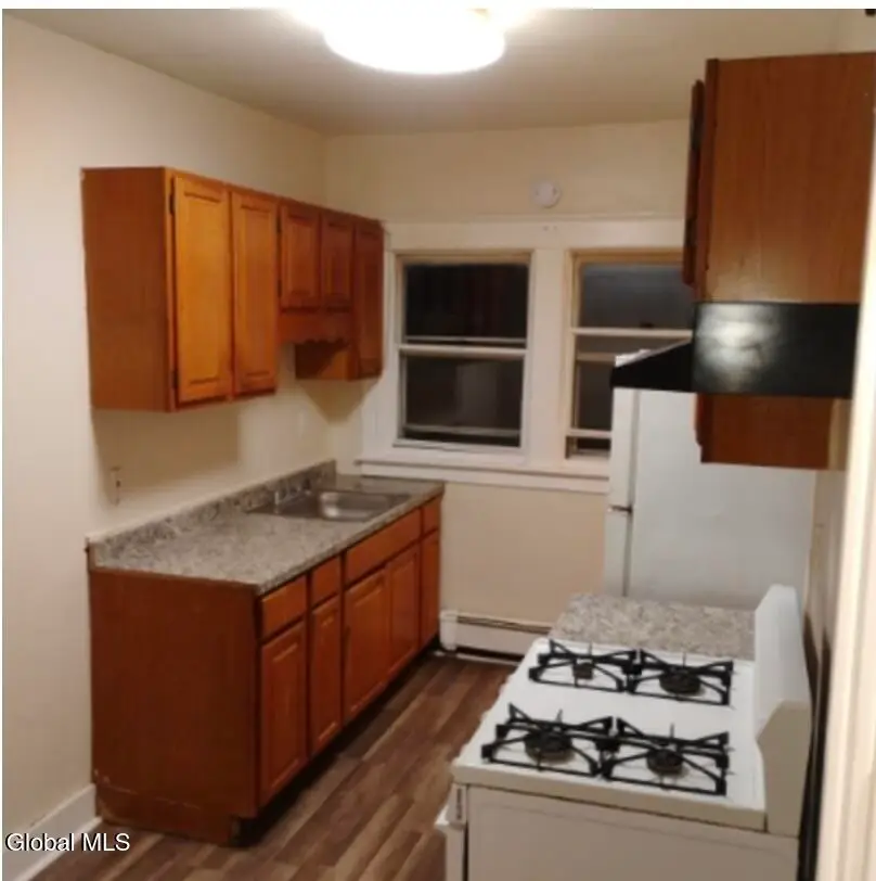 864 Madison Avenue, Albany, NY 12208 - #2